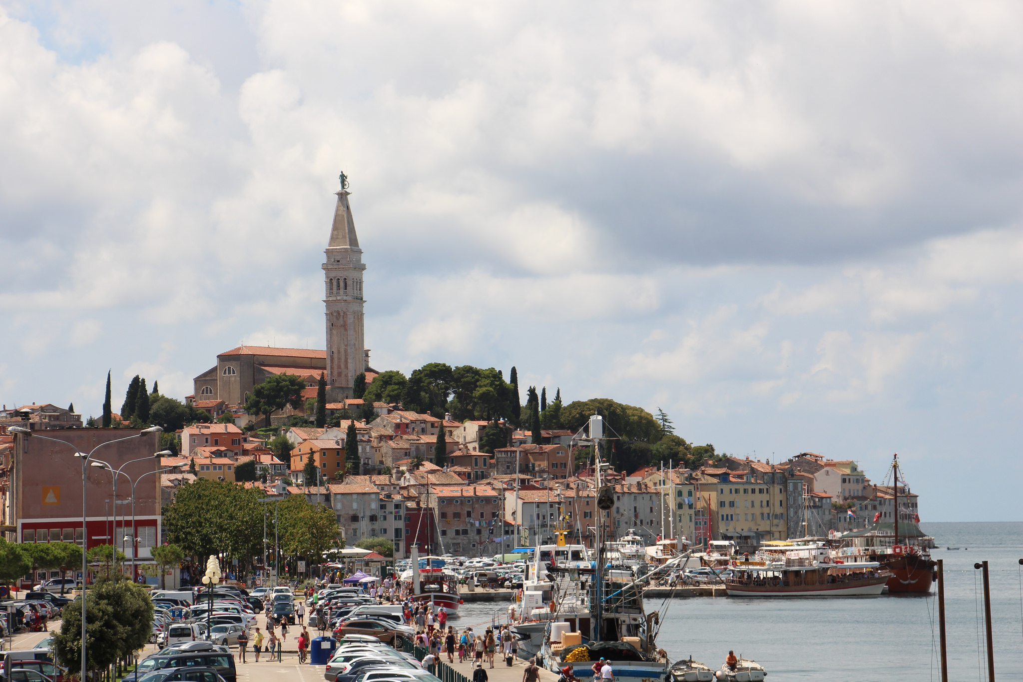 leil.de/di/pics/blick_auf_rovinj.jpg